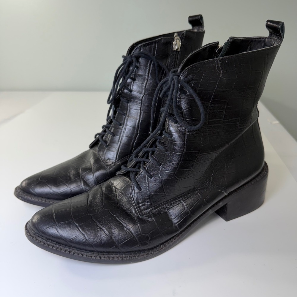 Kaanas Black Croc Embossed Leather‎ Lace Up Ankle Boots Women 10M Made in Brazil